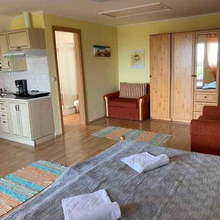Holidaysport Haus Balatongyörök Extérieur photo
