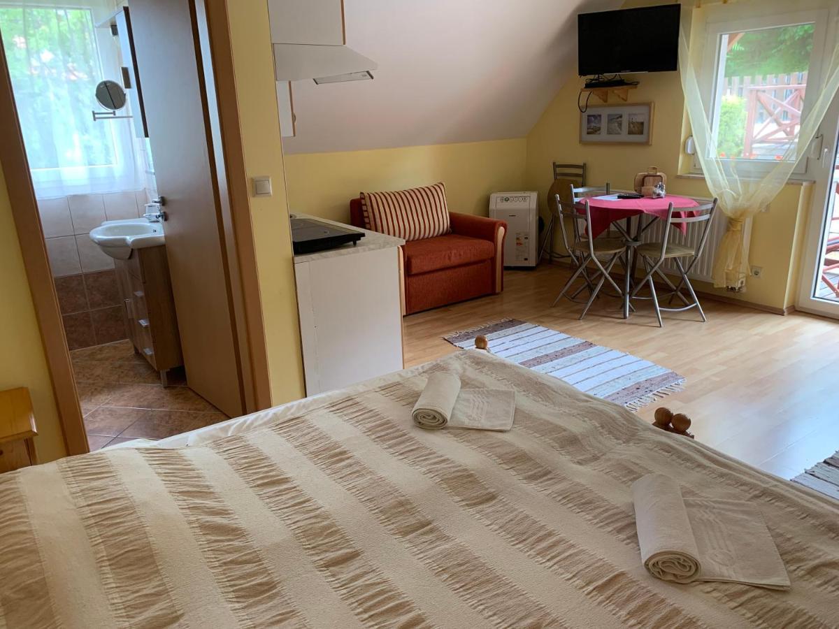 Holidaysport Haus Balatongyörök Extérieur photo