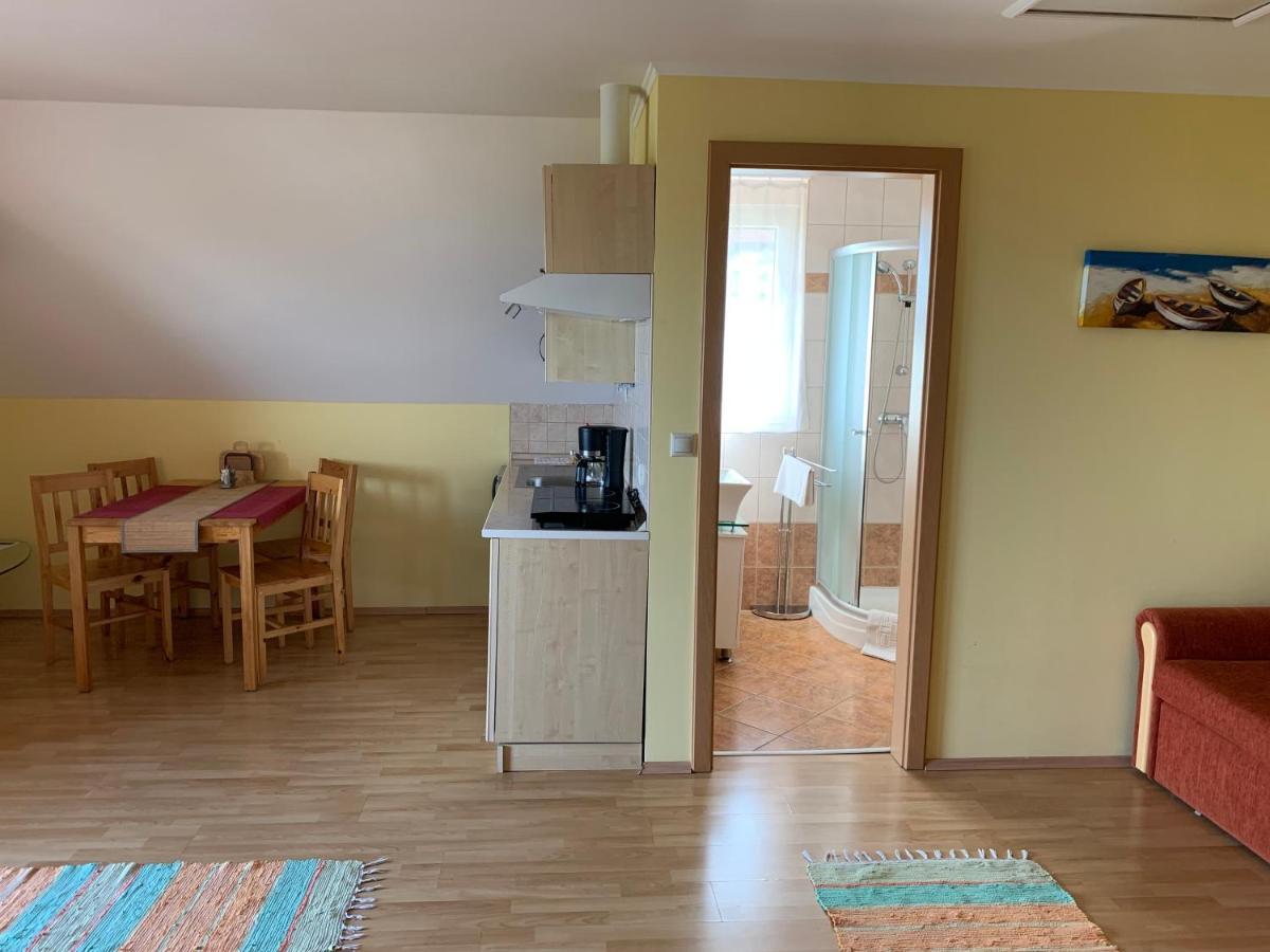 Holidaysport Haus Balatongyörök Extérieur photo