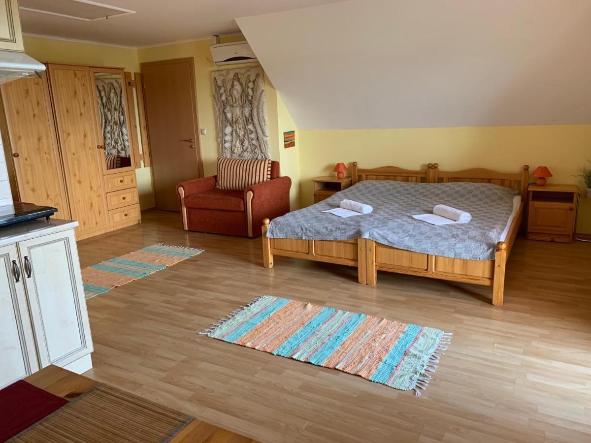Holidaysport Haus Balatongyörök Extérieur photo